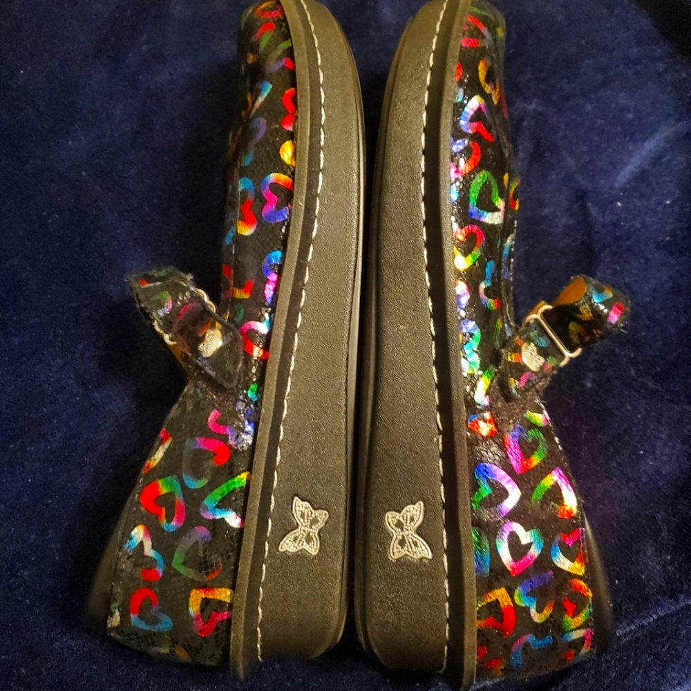 Allegria Rainbow Hearts Shoes